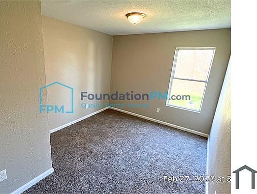 3rd image of 695 Saxon Ave