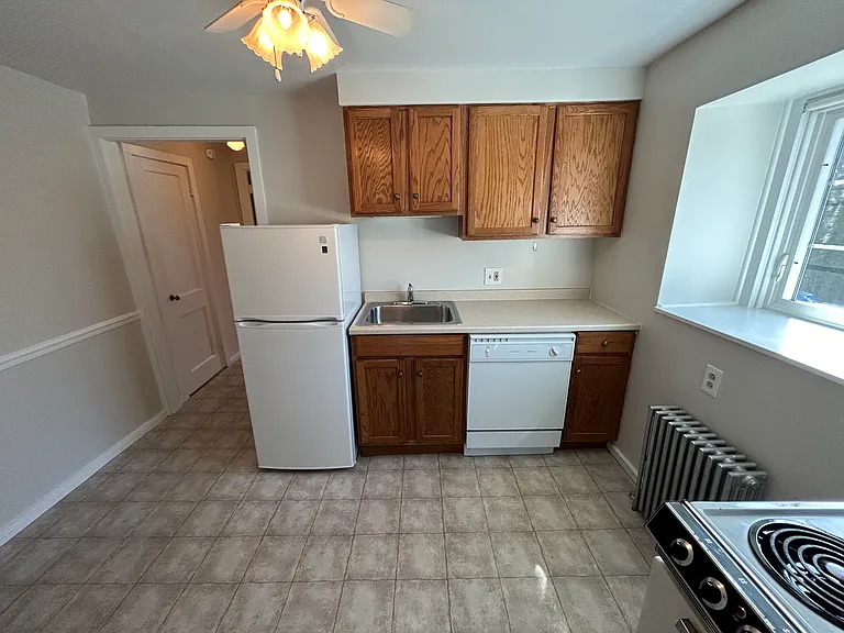 228 W 7th Ave #230 — Photo 5