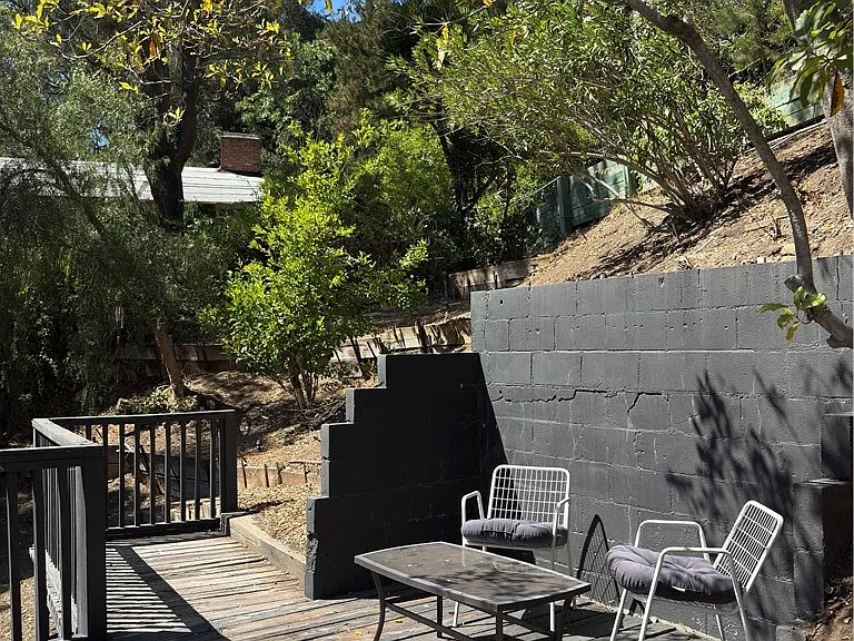 10051 Westwanda Dr — Photo 46