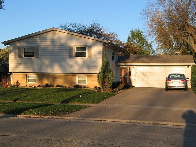 1st image of 7011 Longmeadow Ln