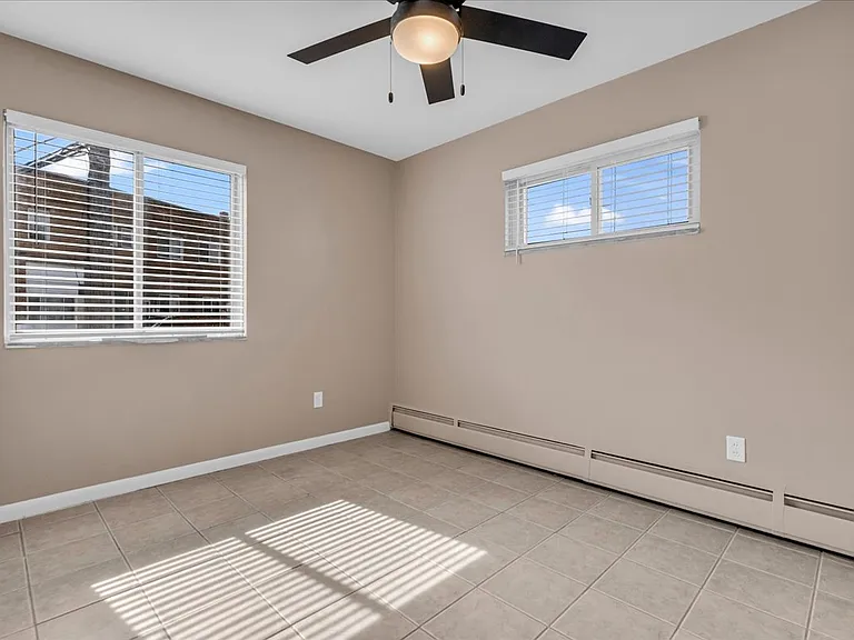 141 Ardmore Dr — Photo 14