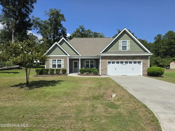 106 Chimney Landing Drive, Rocky Point, NC 28457