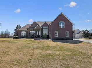 348 W Lee Etta Dr, Gallatin, TN 37066