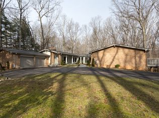 10516 Dominion Valley Dr, Fairfax Station, VA 22039