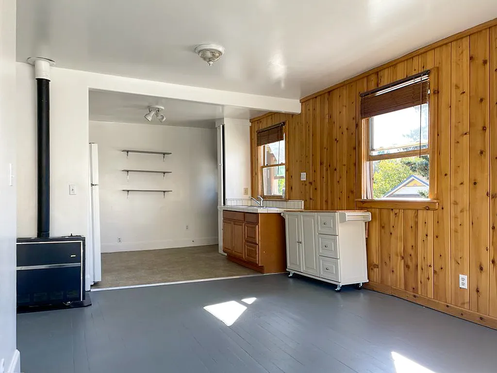 1 bed, 700 sqft, $1,715 — Photo 2