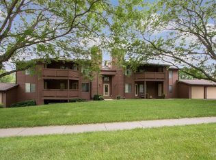 2040 Holiday Rd APT A1, Coralville, IA 52241