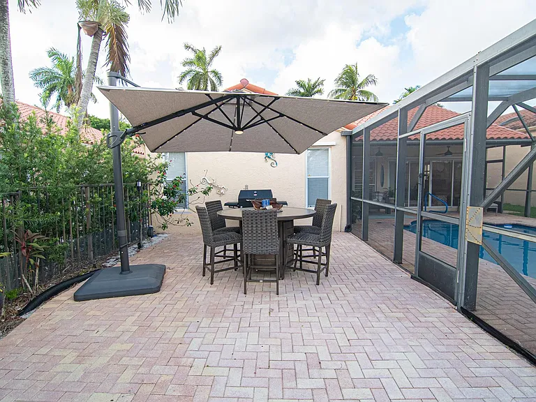 8410 Brussels Way — Photo 32