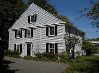 28 Hollis St, Sherborn, MA 01770