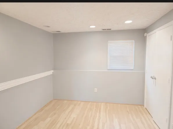 117 Lazy Hollow Dr, Gaithersburg, MD 20878