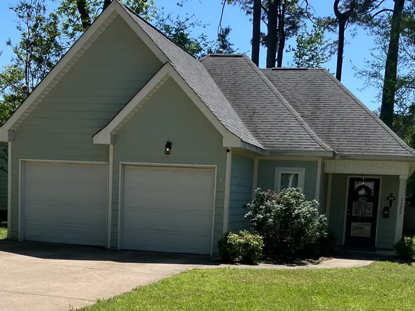 1129 Woodlawn St, Tupelo, MS 38804