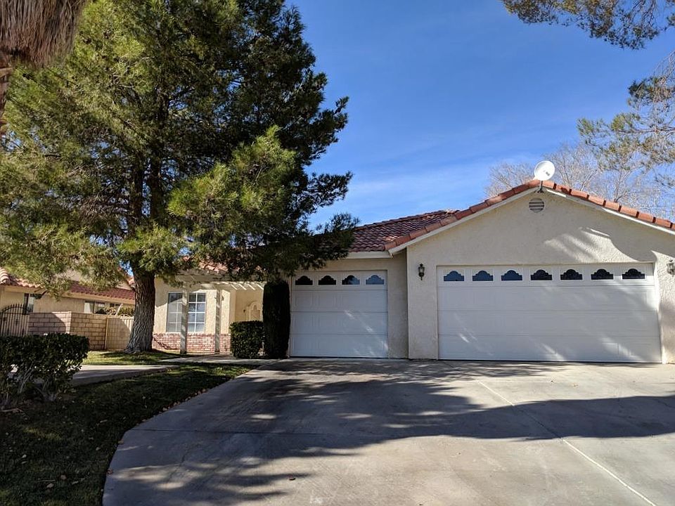 1st image of 27134 Silver Lakes Pkwy