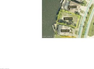 3824 Surfside Blvd, Cape Coral, FL 33914