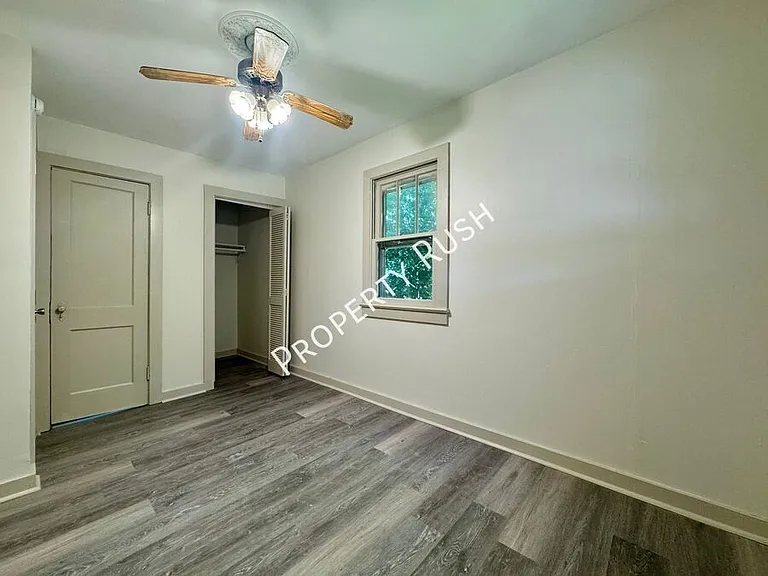 1820 Tunnel Blvd #A — Photo 11