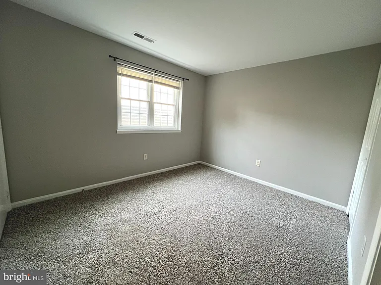 1679 Colonial Way — Photo 20