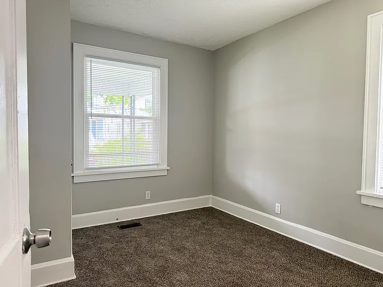 294 Brehl Ave — Photo 11