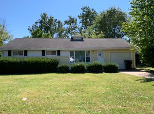 2722 W Westport Rd, Peoria, IL 61615