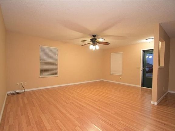 3rd image of 2506 SE 3rd St