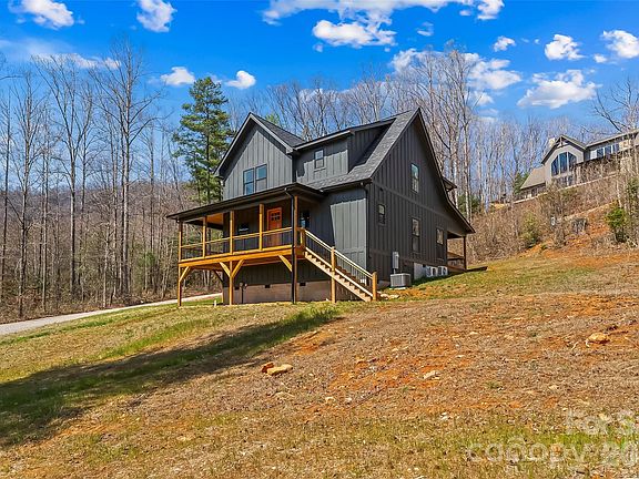 3rd image of 189 Clinchfield Gap Rd