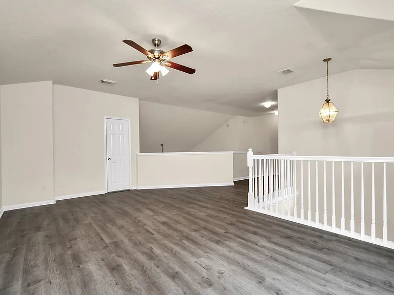2626 Orchard Creek Ln — Photo 29