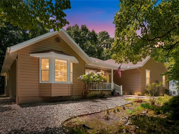 11 Wiltshire Dr, Bella Vista, AR 72714