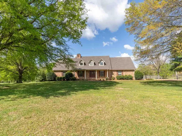 275 Oakdale Dr, Florence, AL 35633