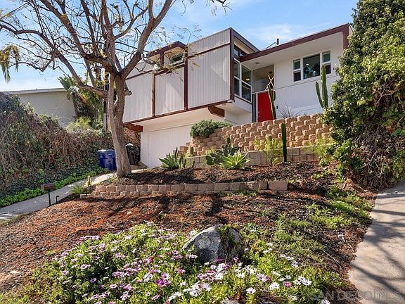 3rd image of 2102 Mendocino Blvd