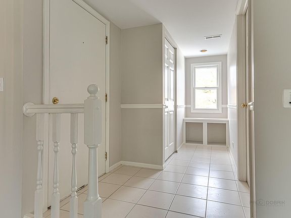2nd image of 1437 Clairmont Ct