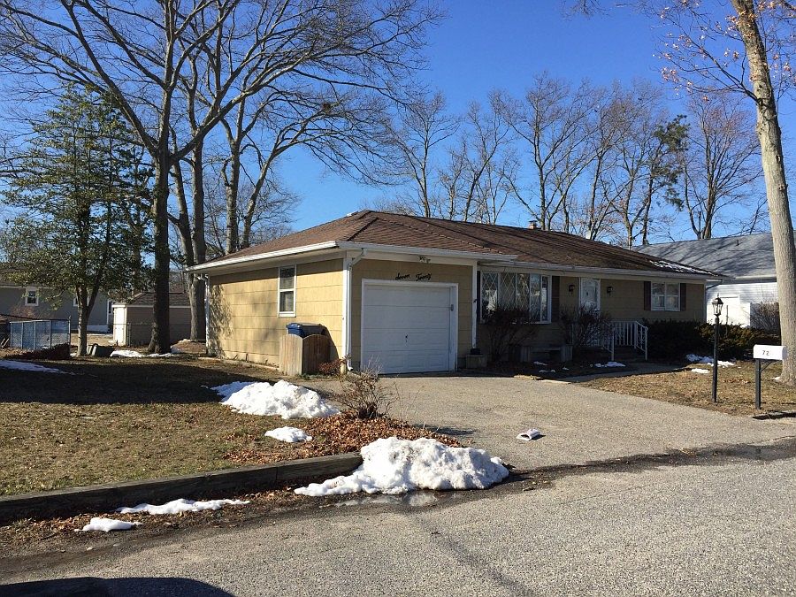 2nd image of 720 Mermaid Ave