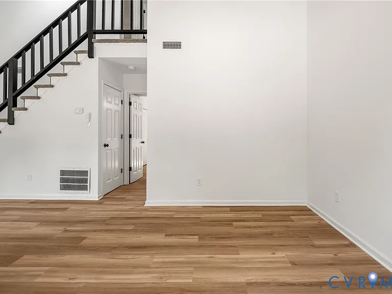 7309 John Elizabeth Pl — Photo 17