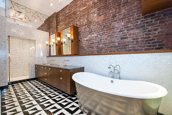 Rented by Douglas Elliman | media 8