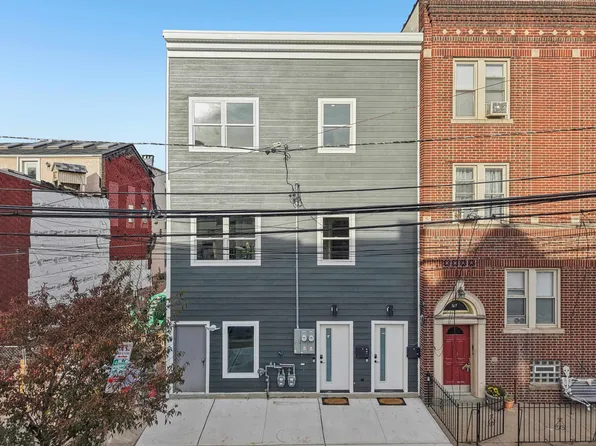 78 Beacon Avenue image 40 of 43