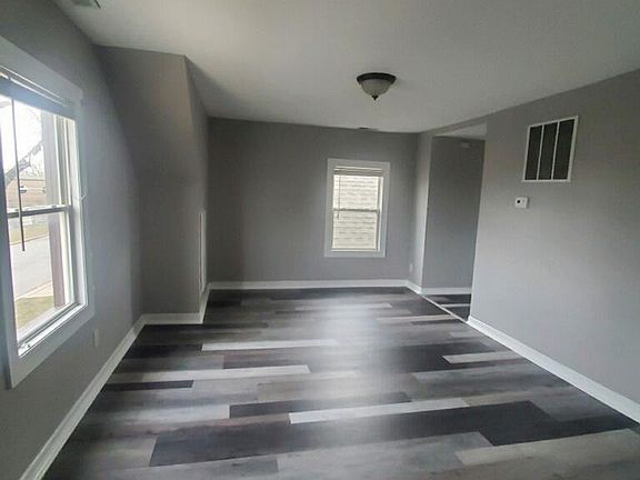 2nd image of 5122 S Keeler Ave #2