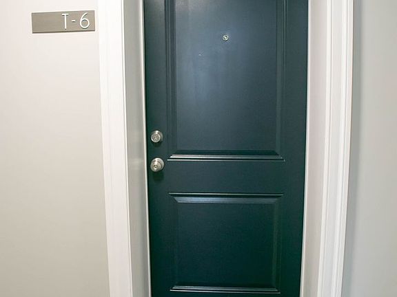 3rd image of 116 44th St NE #T-6