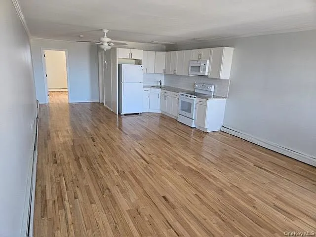 40 Bayville Ave #C — Photo 4