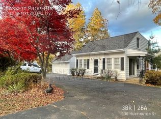 130 Huntington St, Shelton, CT 06484