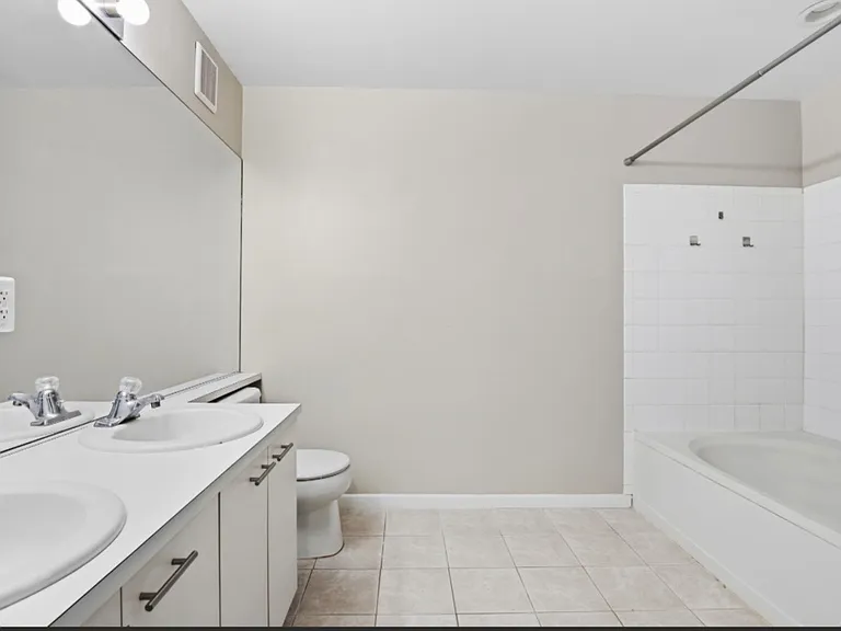 5380 Jubilee Way — Photo 3