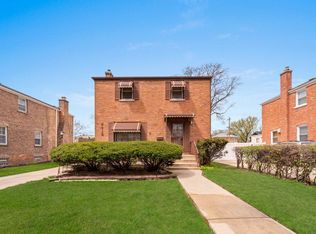 2418 S 16th Ave, Broadview, IL 60155