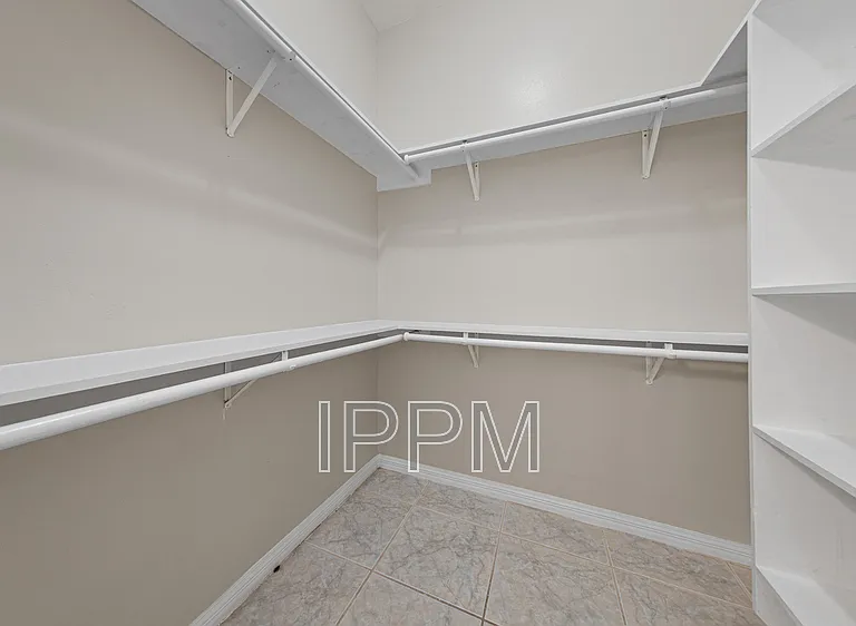 5601 Wild Persimmon — Photo 28
