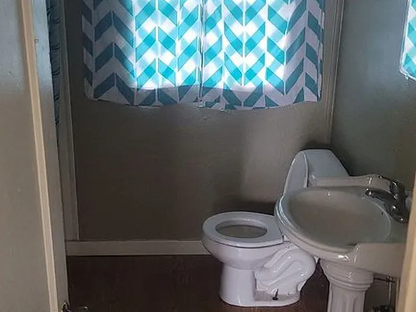 107 E Cedar Ave, Duncan, OK 73533