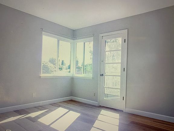 5th image of 1235 Parkington Ave APT 3