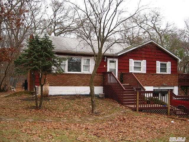 469 Mill Rd Coram NY 11727 Zillow