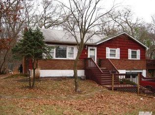 469 Mill Rd, Coram, NY 11727