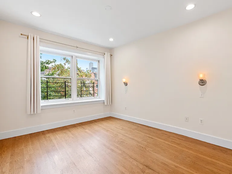 284 Carlton Ave #3 — Photo 9