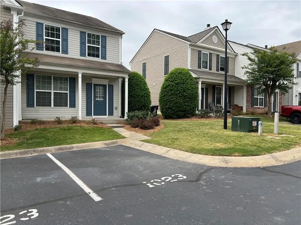 1023 Annazanes Ct, Alpharetta, GA 30004