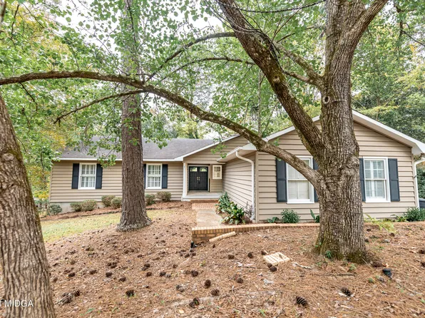 2045 Woodland Dr, Macon, GA 31211