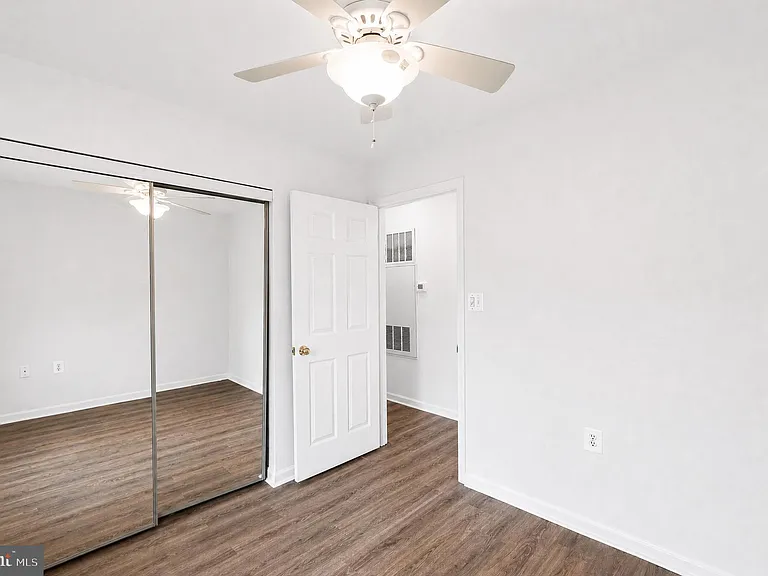 43577 Patching Pond Sq — Photo 14