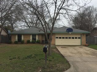 8224 Irish Dr, North Richland Hills, TX 76180