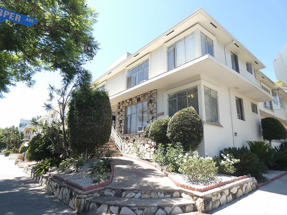 1st image of 1215 N Harper Ave