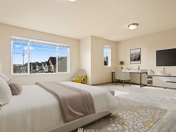 4th image of 6887 41st St E