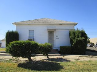 228 N Williams St, Hanford, CA 93230
